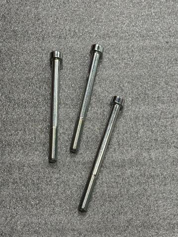 Bouten 5100 stuks M8X105 beschikbaar voor biedingen