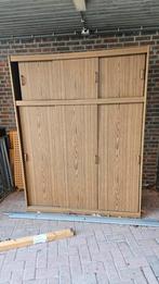 Kast hang en leg, Ophalen