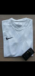 Nike, maat 146-158, wit shirt, dri-fit, lange mouw, nieuw, Nieuw, Jongen of Meisje, Ophalen of Verzenden, Shirt of Longsleeve