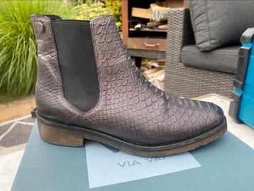 Via vai laarsjes beschikbaar voor biedingen