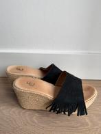FABIENNE CHAPOT wedges zwart suède franjes maat 37/37,5, Zwart, Overige typen, Ophalen of Verzenden, Zo goed als nieuw