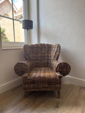 Kinderstoel rieten/rotan Robuuste landelijke stoel beschikbaar voor biedingen
