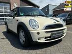 Mini MINI 1.6 One Anniversary. 87.000 km, Voorwielaandrijving, Stof, Gebruikt, Zwart