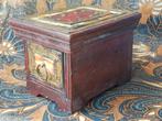 Antiek Oosters kistje met lade van hout, koper en been., Ophalen of Verzenden
