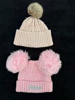 2 Mutsjes - Baby/Peuter, Meisje, Ophalen of Verzenden, Zo goed als nieuw, Maat 74