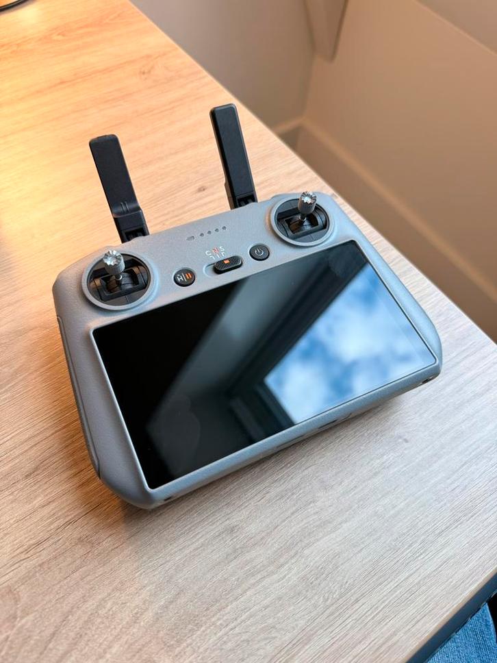 DJI RC 2 Afstandsbediening, Audio, Tv en Foto, Drones, Zo goed als nieuw, Ophalen of Verzenden