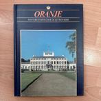 Oranje, ons vorstenhuis, vorstelijke huizen en paleizen, Tijdschrift of Boek, Ophalen of Verzenden