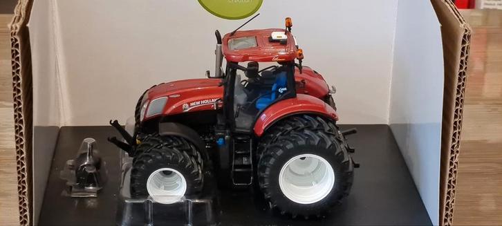 New Holland t7. 210 8 wheels limited edition, Hobby en Vrije tijd, Modelauto's | 1:32, Zo goed als nieuw, Tractor of Landbouw