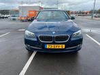 BMW 5-Serie 520I F10 135KW Sedan 2011 Blauw, Origineel Nederlands, Te koop, 1570 kg, 5 stoelen