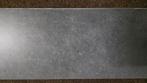 Betonlook kunststof overzet  vensterbank, Doe-het-zelf en Verbouw, Plinten en Afwerking, Ophalen, Gebruikt, Vensterbanken