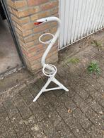 rotan bloemenstaander  wit gemaakt hoog 90 cm, Ophalen of Verzenden, Zo goed als nieuw