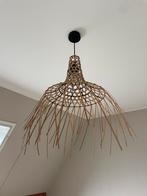 Rotan hanglamp, Huis en Inrichting, Lampen | Hanglampen, Ophalen, Zo goed als nieuw, Overige materialen, 50 tot 75 cm