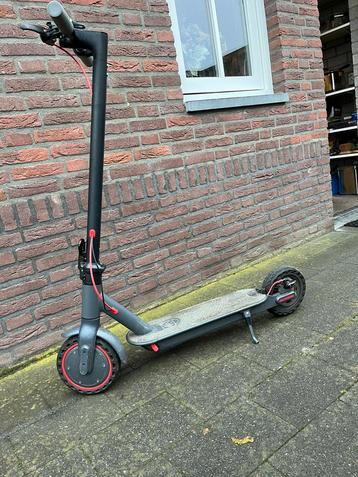 AOVO m365 PRO beschikbaar voor biedingen