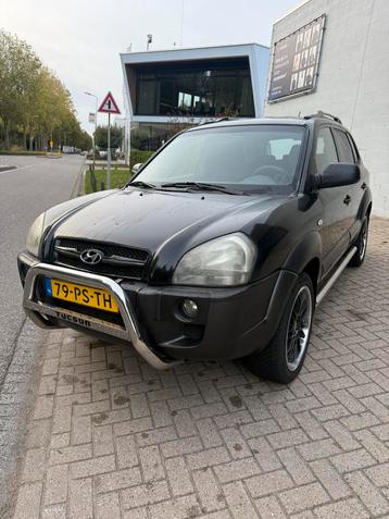 Hyundai Tucson 2.0 I Active 2WD 2004 Zwart beschikbaar voor biedingen