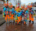Kleurrijke carnavalsgroep klokken, Kleding | Dames, Carnavalskleding en Feestkleding, Ophalen, Zo goed als nieuw, Carnaval