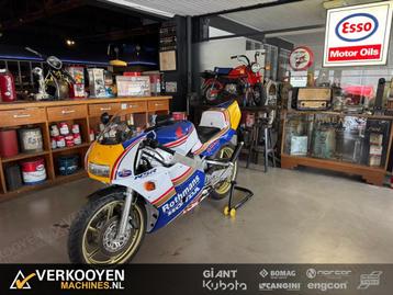 Honda NSR250 MC21 Rothmans Tyga VT733 beschikbaar voor biedingen