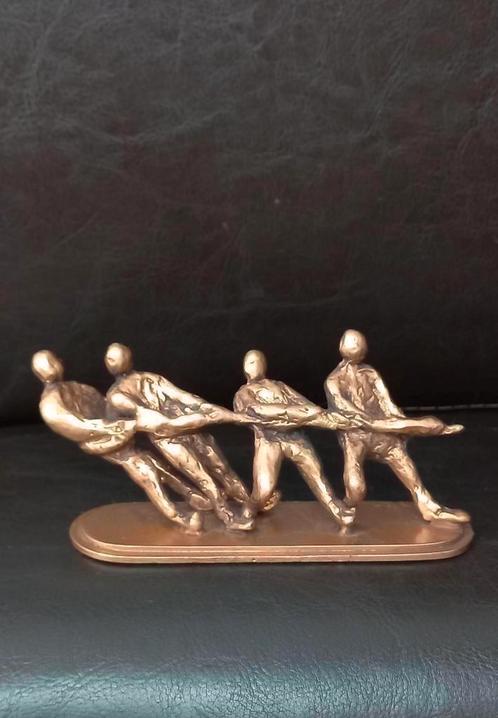 Beeldje Mannen Trekken Touw, Antiek en Kunst, Antiek | Koper en Brons, Brons, Ophalen of Verzenden