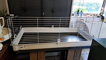 Konijnen kooi Ferplast beschikbaar voor biedingen