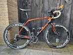 Trek domane 5, 28 inch, Gebruikt, Carbon, Meer dan 20 versnellingen
