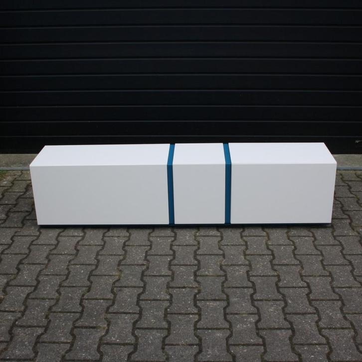 Modern design laag sideboard | serie Alea | Kettnaker |, Huis en Inrichting, Kasten | Dressoirs, Zo goed als nieuw, 25 tot 50 cm