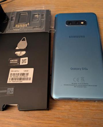Samsung S10e Blauw telefoon zgan + Oordopjes beschikbaar voor biedingen