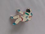 Emaille ruimte astronaut speldje in rood/wit/blauw., Ophalen of Verzenden, Zo goed als nieuw, Overige onderwerpen, Speldje of Pin