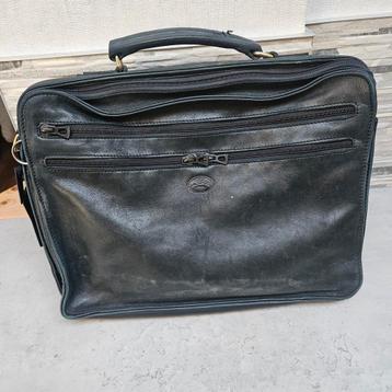 Longchamp Tas 40x30x9 cm beschikbaar voor biedingen