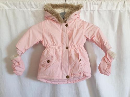 Leuke roze winterjas, nepbontgevoerd. Mt 68, Kinderen en Baby's, Babykleding | Maat 68, Zo goed als nieuw, Meisje, Jasje, Ophalen of Verzenden