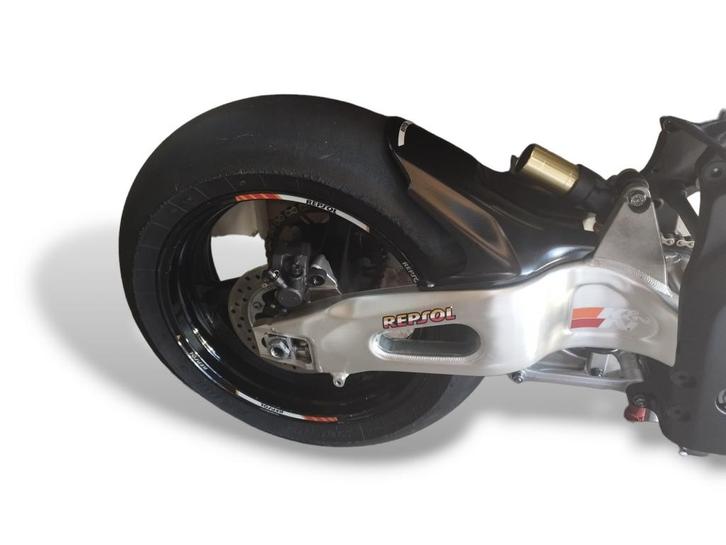 Achterbrug Honda Fireblade CBR1000RR SC57, Motoren, Onderdelen | Yamaha, Gebruikt, Ophalen of Verzenden