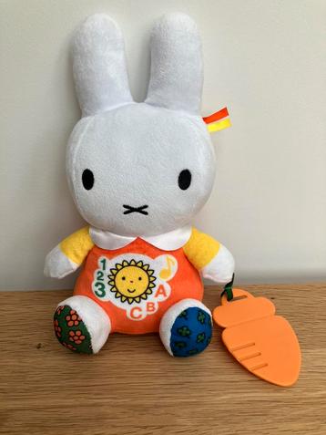 Clementoni Knuffel Nijntje sprekend  beschikbaar voor biedingen