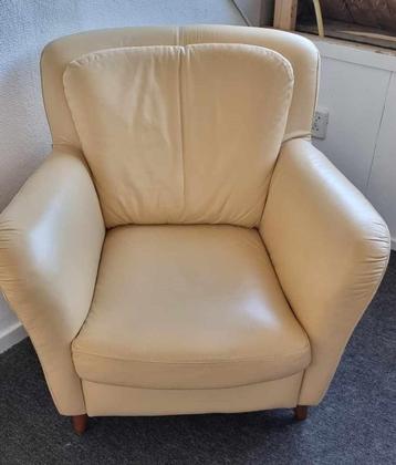 1 x Stevig fauteuil - Leer  GRATIS  beschikbaar voor biedingen