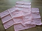 4 roze servetten, Huis en Inrichting, Ophalen of Verzenden, Zo goed als nieuw, Roze, Overige typen