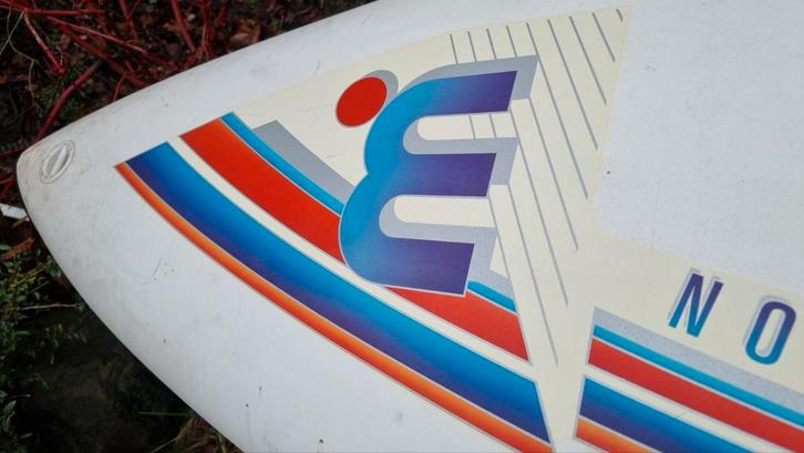 Mistral competition TCS 1987  PRIMA STAAT, Watersport en Boten, Windsurfen, Gebruikt, Plank, 300 cm of meer, Ophalen