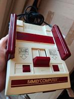 Nintendo Famicom nette staat, Ophalen of Verzenden, Zo goed als nieuw, Met 2 controllers