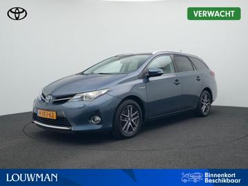 Toyota Auris Touring Sports 1.8 Hybrid Lease | Glazen Panora beschikbaar voor biedingen