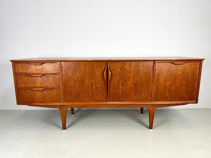 Vintage dressoir Jentique jaren 60., Huis en Inrichting, Kasten | Dressoirs, Zo goed als nieuw, 150 tot 200 cm, 25 tot 50 cm, Teakhout