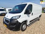Peugeot Boxer 330 2.2 BlueHDi 120 L2H1 Premium 1e eig. Airco, Voorwielaandrijving, Stof, Gebruikt, 4 cilinders