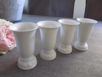 4 Rosenthal Maria Weiss Vaasjes 7,5 cm hoog beschikbaar voor biedingen