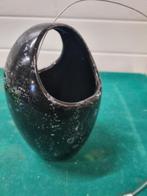 hangbloempot zwart gemaileerd, Tuin en Terras, Bloempotten, Ophalen of Verzenden, 'T Olde Gre-j, Info@toldegrej.nl, Endepoelstraat 20f Didam