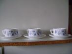 3 Arcopal kop en schotels.Wit met blauwe bloemetjes, Ophalen of Verzenden, Huis en Inrichting