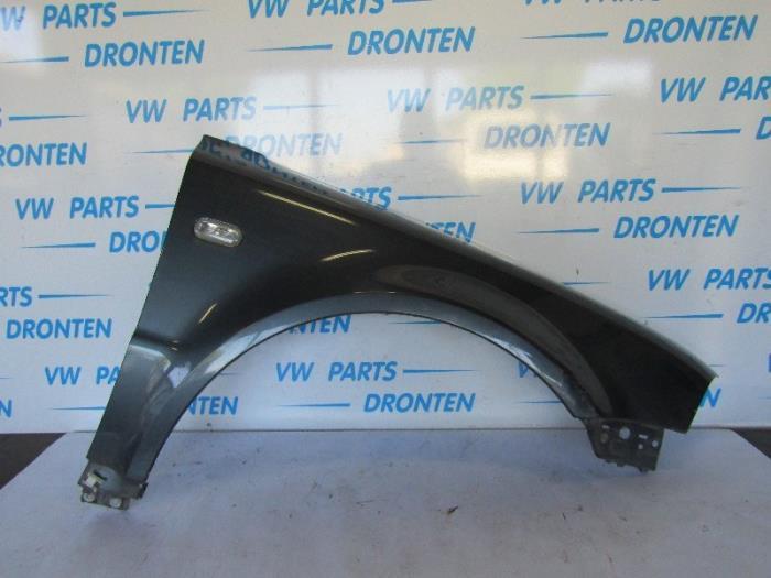 Scherm rechts-voor van een Volkswagen Passat (LC7V), Auto-onderdelen, Carrosserie en Plaatwerk, Volkswagen, Gebruikt, 3 maanden garantie