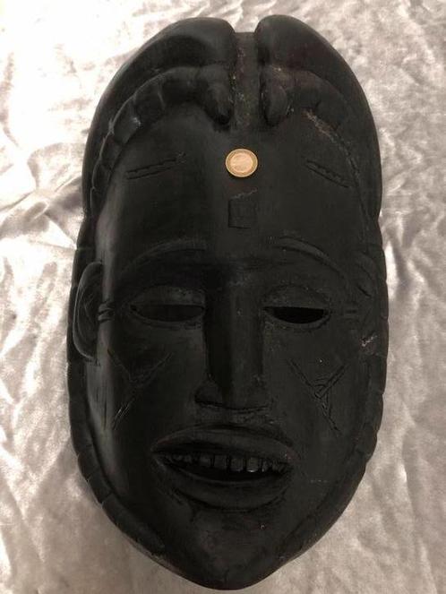 Groot Afrikaans decoratie masker uit hout gesneden zwart, Antiek en Kunst, Kunst | Niet-Westerse kunst, Ophalen of Verzenden