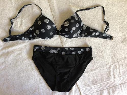 Bikini zwart met witte gestreepte bollen, maat M, Kleding | Dames, Badmode en Zwemkleding, Nieuw, Bikini, Zwart, Ophalen of Verzenden