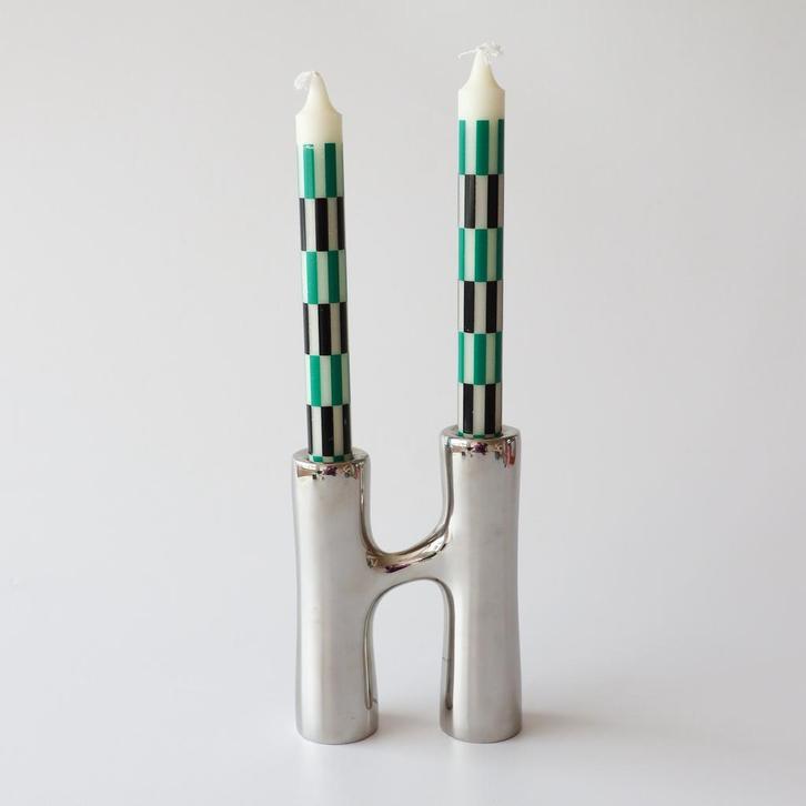 Menu Twogether kandelaar chroom deens design, Huis en Inrichting, Woonaccessoires | Kandelaars en Kaarsen, Zo goed als nieuw, Minder dan 25 cm