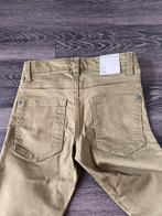 Name it maat 128 x-slim nieuw m kaartjes jongen broek groen, Broek, Nieuw, Ophalen of Verzenden, Name IT