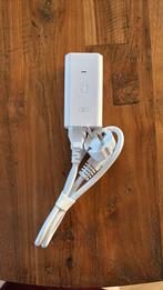 Ubiquiti PoE-injector POE-24-12w-g-wh 24volt, Computers en Software, Netwerk switches, Ophalen of Verzenden, Zo goed als nieuw