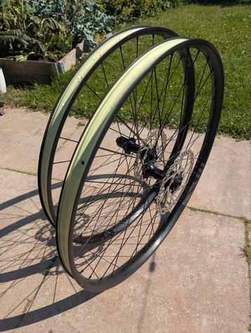 WTB ST i30 MTB wielset incl. remschijven  beschikbaar voor biedingen