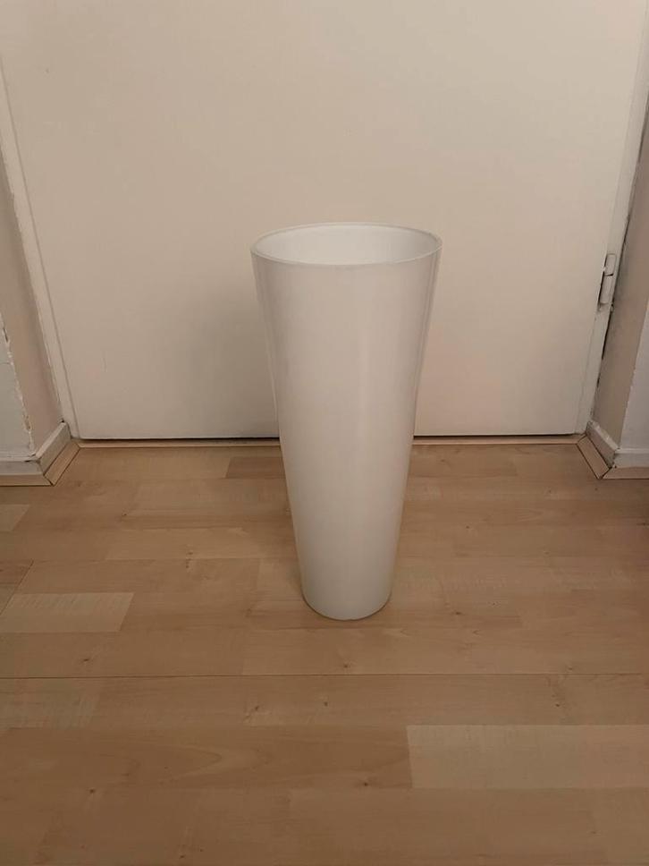Witte ronde vaas - 43 cm hoog, Huis en Inrichting, Woonaccessoires | Vazen, Zo goed als nieuw, Wit, Minder dan 50 cm, Glas, Ophalen