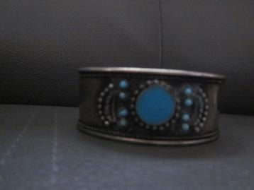  armband/ kan op maat worden gebogen   beschikbaar voor biedingen