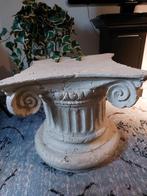 Gebruikte Griekse zuil polystone. 95 euro, Huis en Inrichting, Woonaccessoires | Zuilen en Pilaren, Ophalen, Zo goed als nieuw